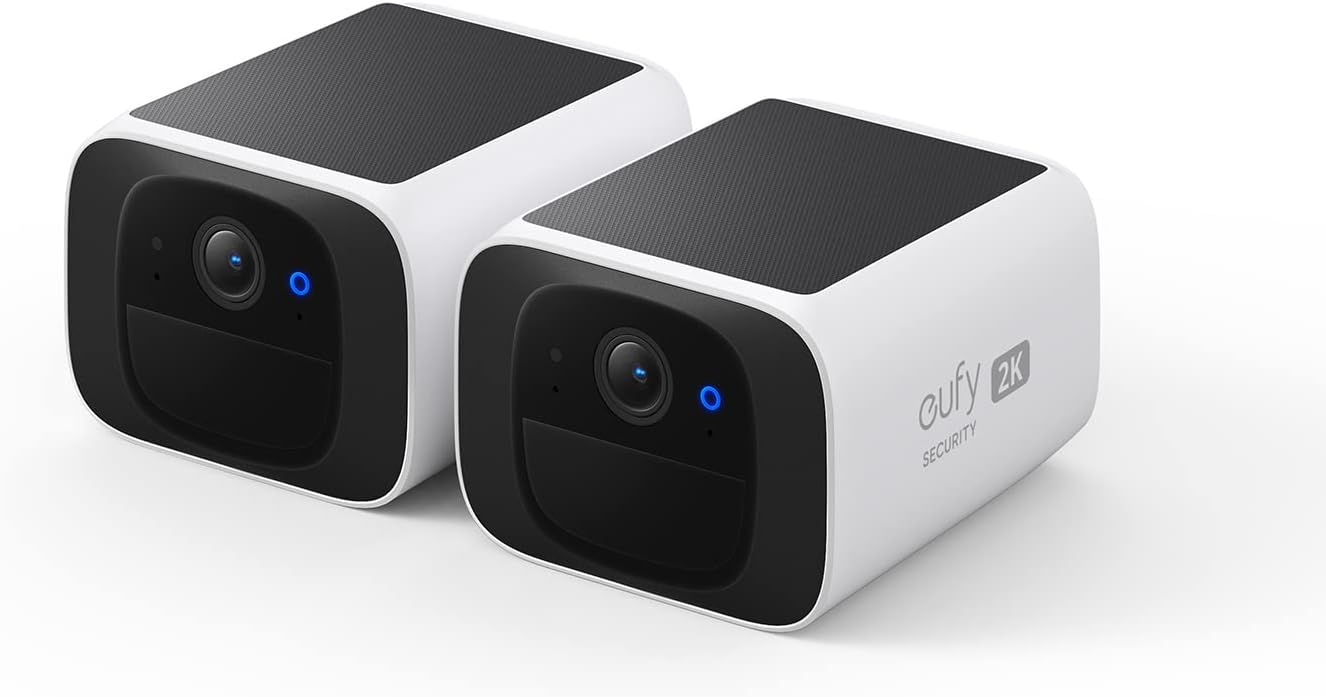 SoloCam S220, White, 2-Cam Pack. The article uses a single-camera manufacturer reference; this retailer option contains two cameras.