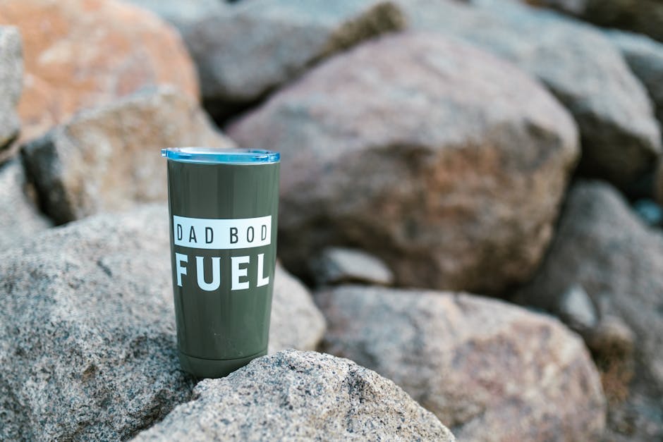 yeti rambler 25 oz tumbler with handle and straw lid, travel